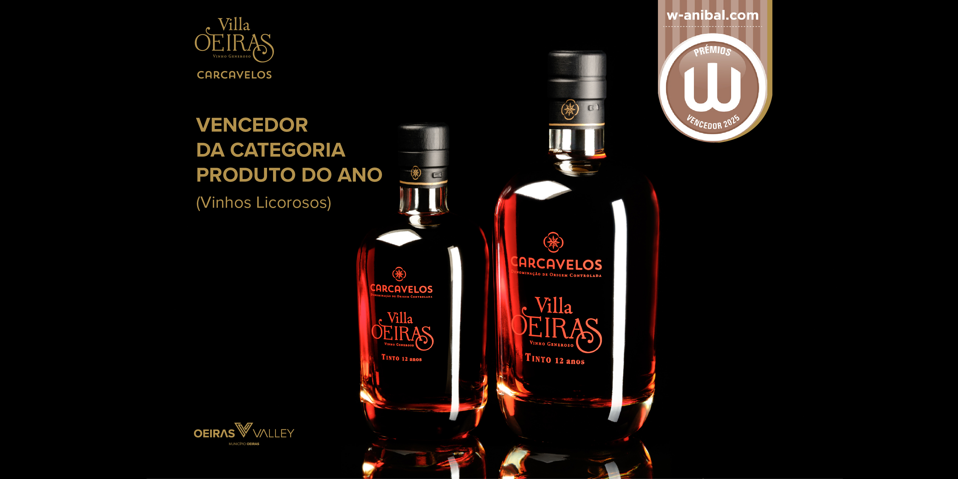 Duas garrafas de villa oeiras com o selo Premios w 2025