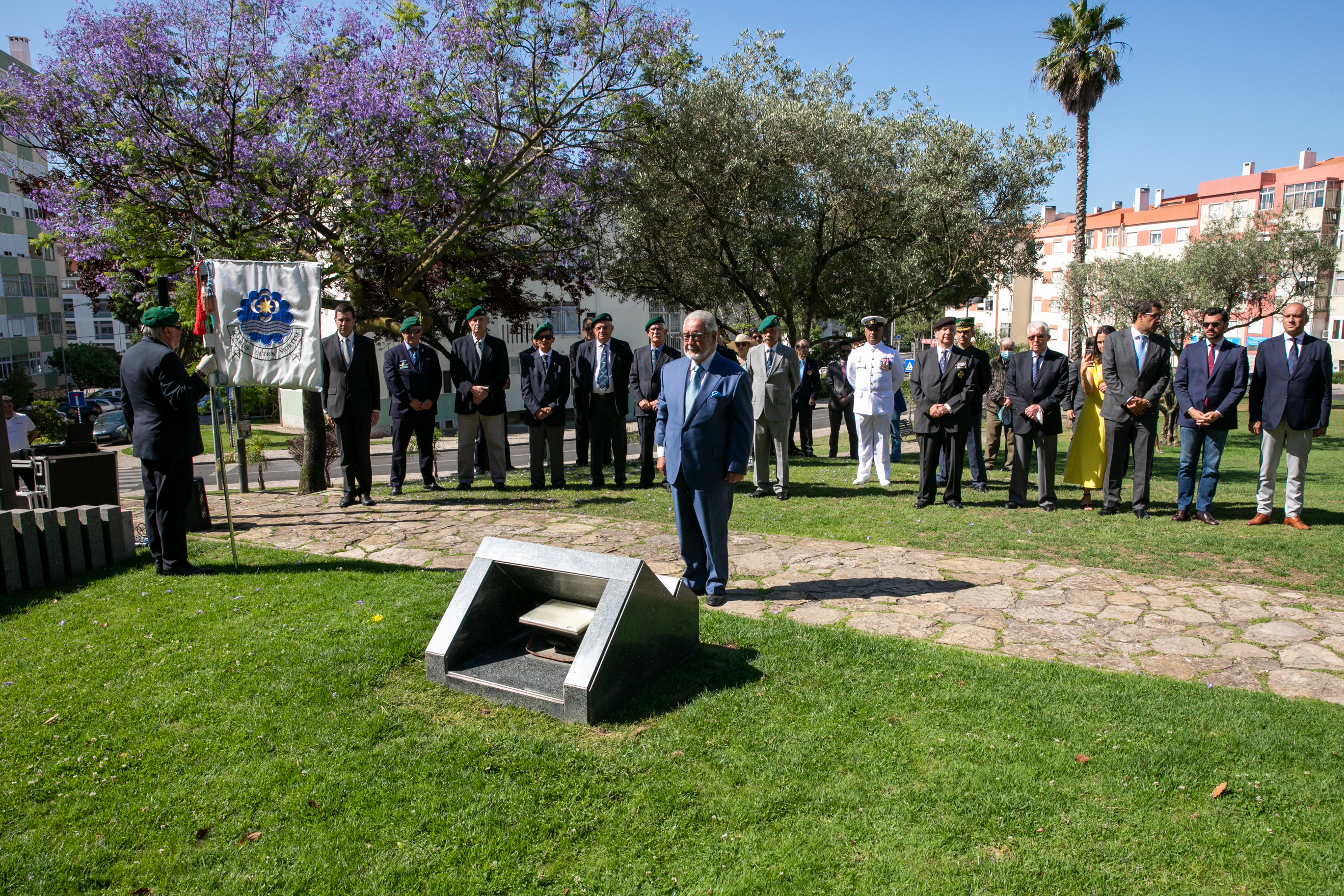 Presidente da Câmara Municipal de Oeiras no Jardim do Ultramar na homenagem realizadas aos mortos da Guerra do Ultramar