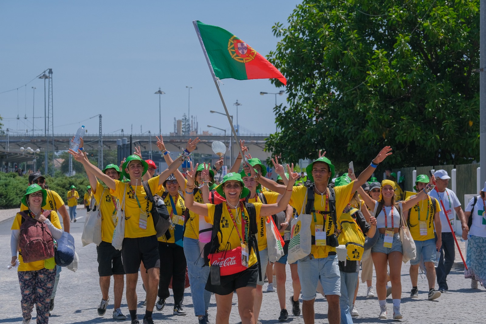 Fotografia voluntários em Oeiras