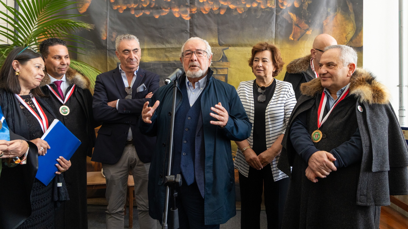 fotografia de grupo na Feira do Fumeiro