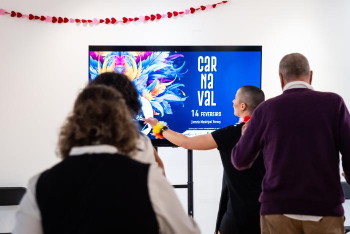 Carnaval trouxe o ritmo do samba à Livraria Municipal Verney