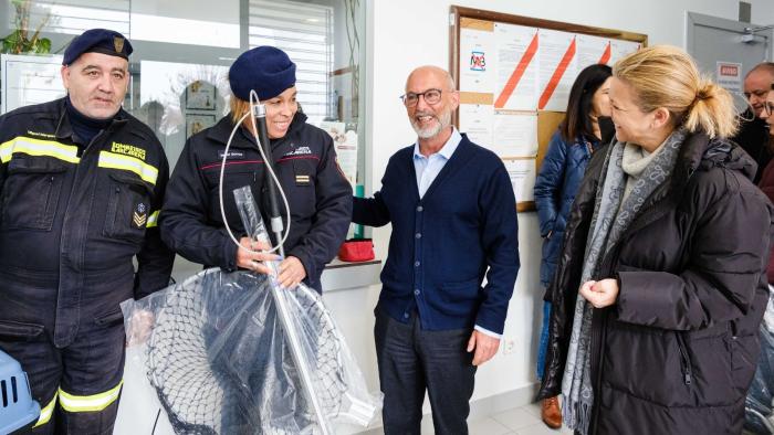 Município de Oeiras reforça meios dos Bombeiros para captura e transporte de animais