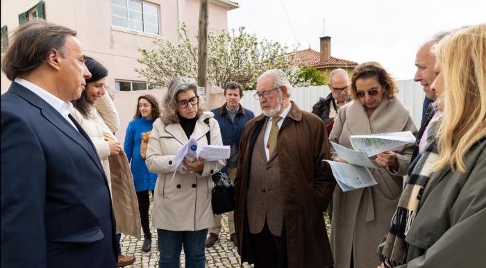 Presidente da Câmara de Oeiras visita Porto Salvo 