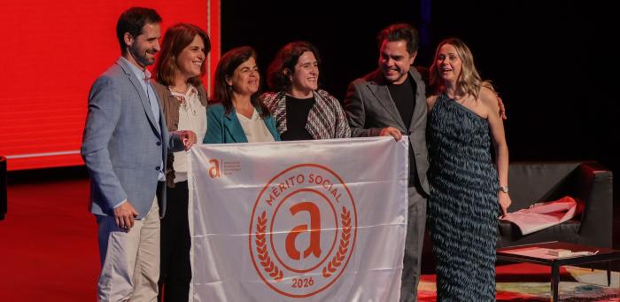 Oeiras distinguido na Gala Nacional do Mérito Social pelo trabalho em Saúde e Ação Social