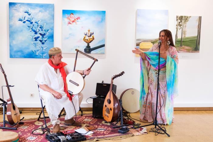 Poesia africana lusófona e Dança do Ventre na Verney