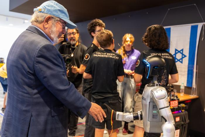 Oeiras recebe a primeira competição FIRST® Tech Challenge realizada em Portugal