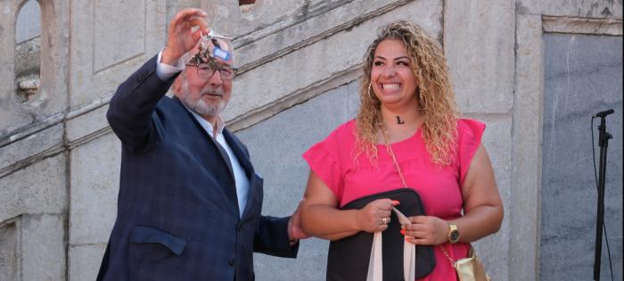 Vinte famílias recebem as chaves da sua nova habitação municipal em Oeiras